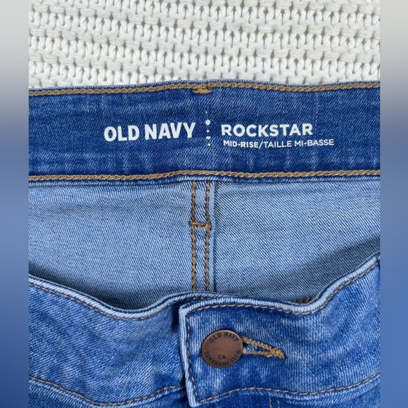 Old Navy Women's Rockstar Blue Jeans. High Rise. Stretch. Size 14 - Picture 3 of 8